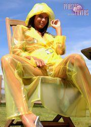 Sasha Cane - Yellow Plastic Sun 1-35f7albbja.jpg