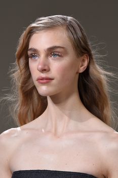 28769740_15.jpg