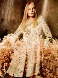 29581536_Harper_s_Bazaar_UK_-_October_20