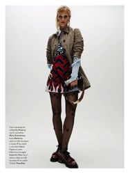 29617200_cecilie-page3.jpg