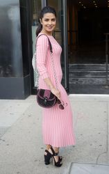 29692602_pchopra120916BZNimage22.jpg