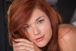 Mia Solis - Navee z55l9c01i5