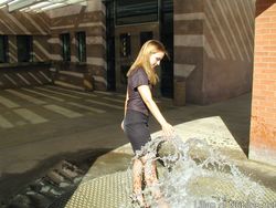 Lilian - Lilian z56u0b0a2q
