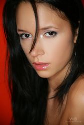Gwen - I Like That l5mdp7fl1x